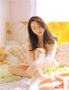 9位美女厕所撒尿11分-369播播