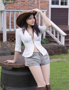 14MAY18_XXXXXL56ENDIA免费-男生被女生玩鸡视频